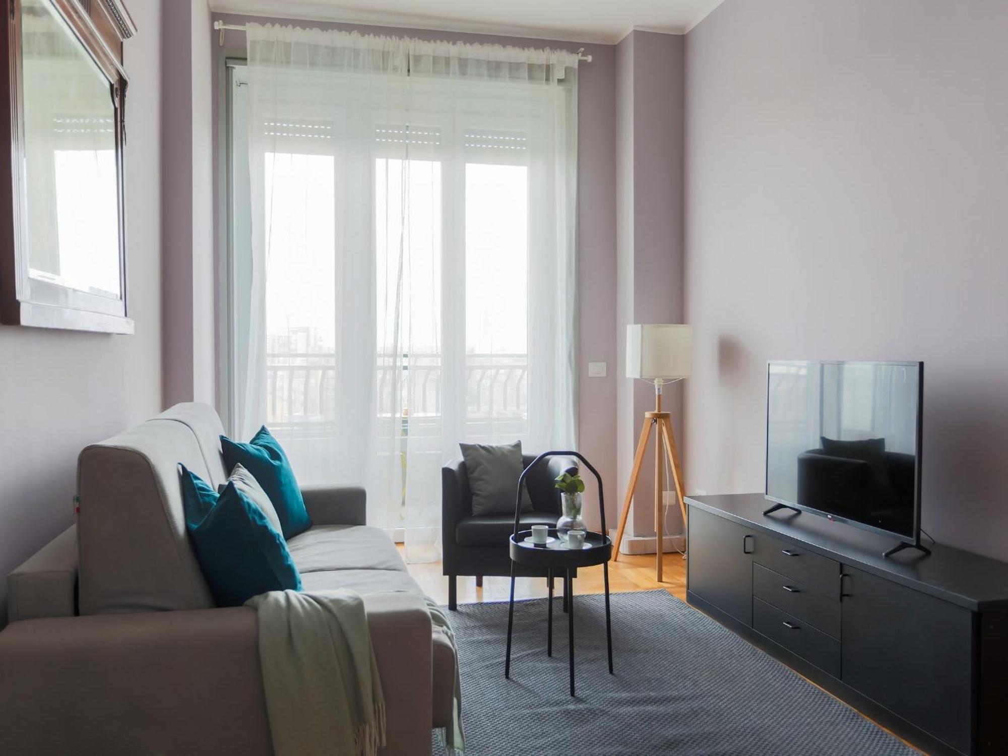 The Best Rent - Spacious One-Bedroom Apartment In Moscova District Milan Bagian luar foto