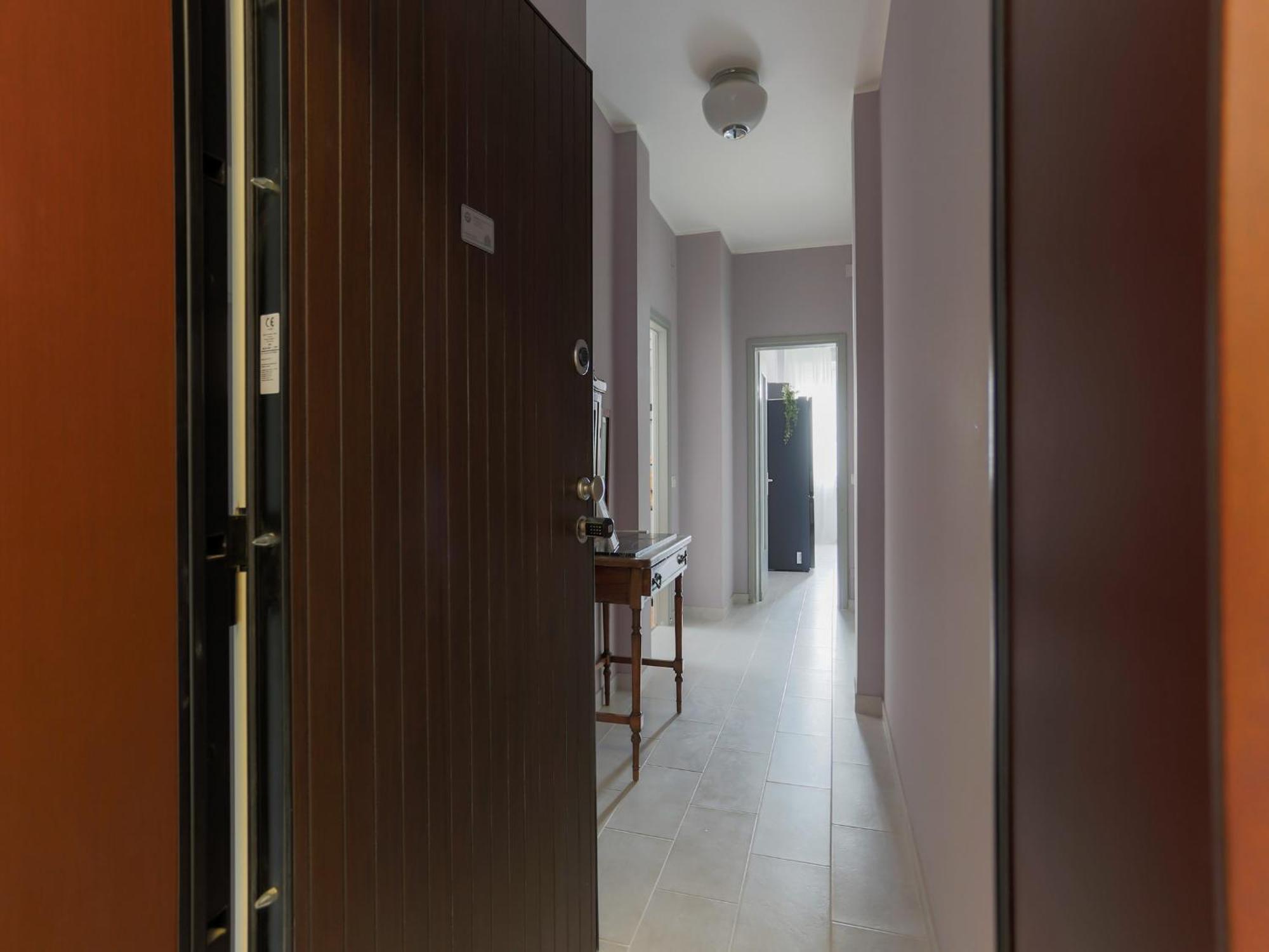 The Best Rent - Spacious One-Bedroom Apartment In Moscova District Milan Bagian luar foto