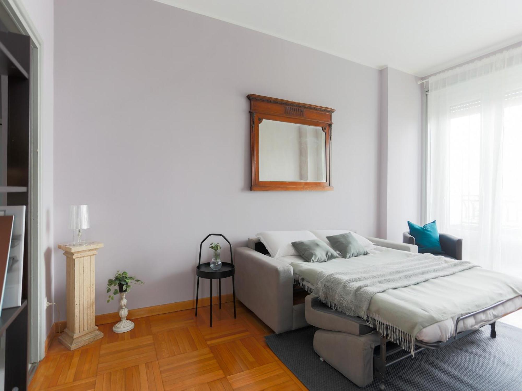 The Best Rent - Spacious One-Bedroom Apartment In Moscova District Milan Bagian luar foto